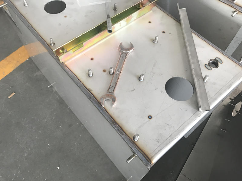 電氣柜螺柱焊機.jpg