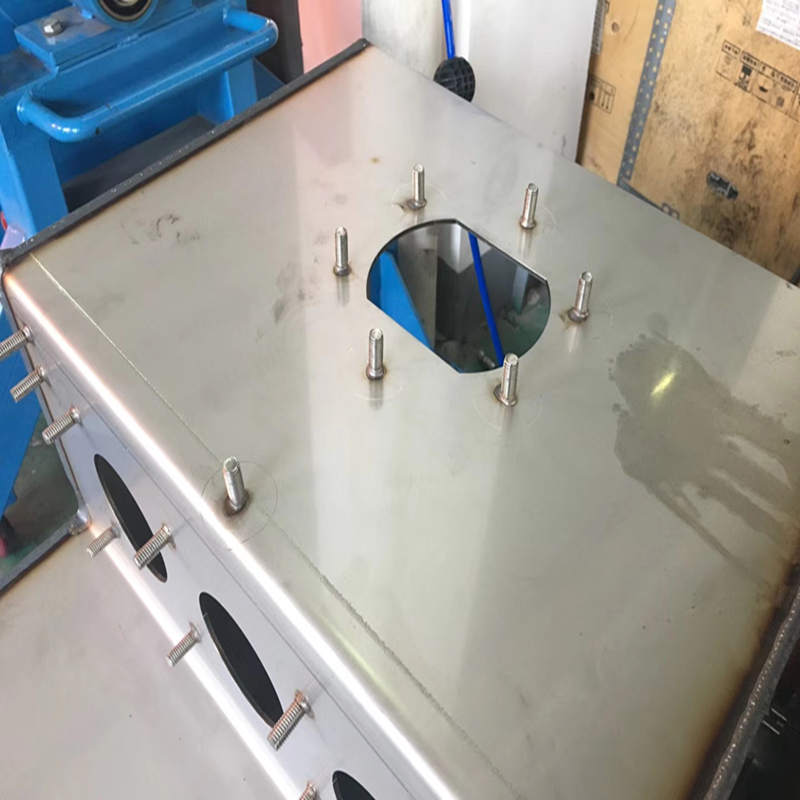 SF6充氣柜不銹鋼螺柱焊接，六氟化硫柜柜RSN-800螺柱焊機